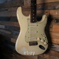 2001 Fender Custom Shop 1960 Relic Stratocaster in Olympic White Pre-Owned