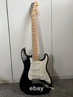 2005 Fender Standard Stratocaster Electric Guitar MIM