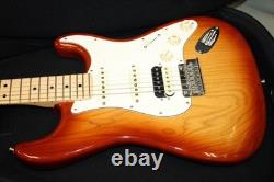 2018 Fender American Pro Stratocaster HSS ShawBucker Sienna Sunburst NMMT