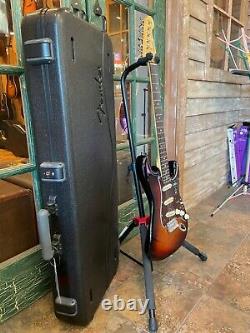 2021 Fender American Professional II Stratocaster 3-Color Sunburst with OHSC