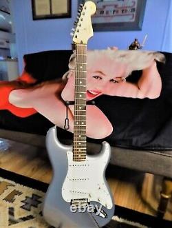 2021 Fender Player 75th Annv. Stratocaster SSS withHSC Inca Silver