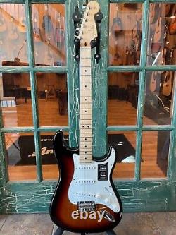 2021 Fender Player SSS Stratocaster Electric Guitar 3-Color Sunburst