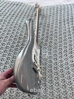 2022 American Fender Channel Bound Neck Stratocaster/silver