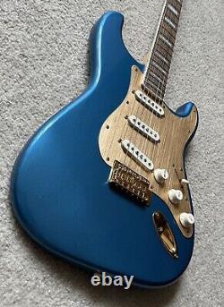 2022 RARE 40th Anniversary Squier by Fender Stratocaster Lake Placid Blue MINT