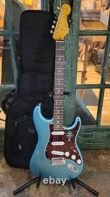 2025 Fender American Pro Classic Stratocaster Sherwood Green Metallic With Gig Bag