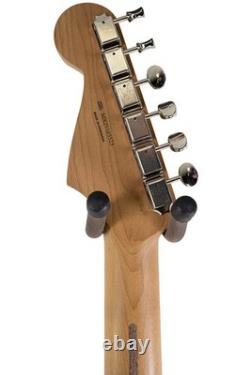 2025 Fender Limited Edition Player II Stratocaster Olympic White