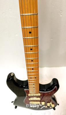 2025 Fender STRATOCASTER'70s Classic Vibe Canadian Maple Neck Strat ST LOOK