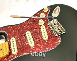 2025 Fender STRATOCASTER'70s Classic Vibe Canadian Maple Neck Strat ST LOOK