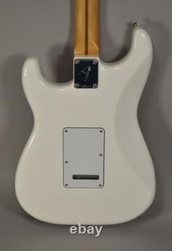 2026 Fender Limited Edition Player II Stratocaster Polar White Maple