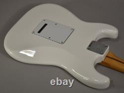 2026 Fender Limited Edition Player II Stratocaster Polar White Maple