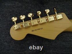 Eric Clapton Custom Stratocaster Mary Kay White Gold Hardware Navy Blue Case