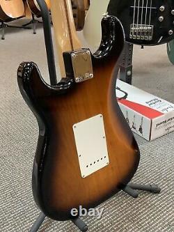 FENDER 60th anniversary Stratocaster 1954 NOS (NEW OLD STOCK)