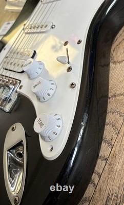 FENDER STARCASTER Electric Guitar MADE iN INDONESIA 3 New Picks & EXTRAS