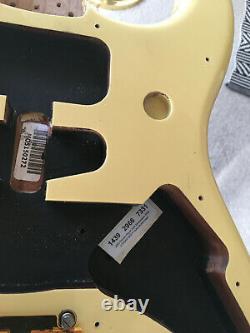 FENDER Stratocaster, Lower Price ALL GOLD Hardware NEW Custom MIM