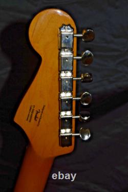 FLEXISHIFTERT- Hot Rod FSR Fender Squier Vibe 60's Stratocaster w Painted Head