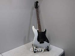 Fender 025175324 Boxer Series Stratocaster HH Rosewood Fingerboard Inca Silver