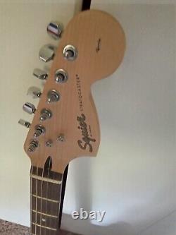 Fender Affinity Series Stratocaster Elect Guitar, With Pedal & New Strings