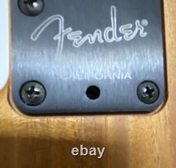 Fender American Acoustasonic Stratocaster 3-Color Sunburst American Made