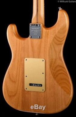 Fender American Custom Ltd. Walnut Roasted Stratocaster (363)