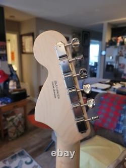 Fender American Performer Stratocaster 6-String Electric Guitar Honey Burst