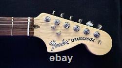 Fender American Performer Stratocaster Lightweight Limited Edition Timber