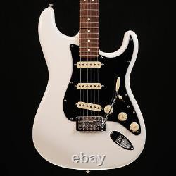 Fender American Performer Stratocaster, Rw Fb, Arctic White 7lbs 11.7oz