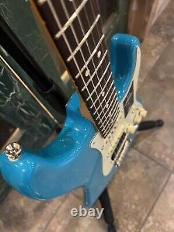 Fender American Pro 2 Stratocaster Strat Electric Guitar HSS Miami Blue w Case