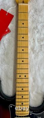 Fender American Professional Classic Stratocaster, 3 color Sunburst with Gig Bag