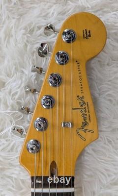 Fender American Professional Classic Stratocaster, Faded Dakota Red with Gig Bag