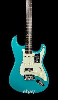 Fender American Professional II Stratocaster HSS Miami Blue #63172 (B-Stock)