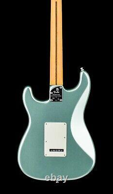 Fender American Professional II Stratocaster HSS Mystic Surf Green #01383