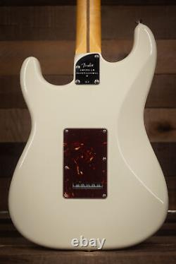 Fender American Professional II Stratocaster HSS, Rosewood FB, Olympic White