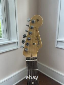 Fender American Professional II Stratocaster In Mercury Silver with Hardshell Case