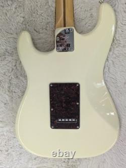 Fender American Professional II Stratocaster In Olympic White with Case Demo