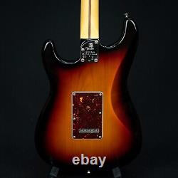 Fender American Professional II Stratocaster SSS 3-Color Sunburst (US22021253)