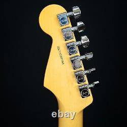Fender American Professional II Stratocaster SSS 3-Color Sunburst (US22021253)