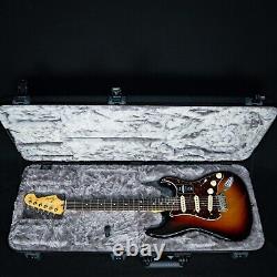 Fender American Professional II Stratocaster SSS 3-Color Sunburst (US22021253)