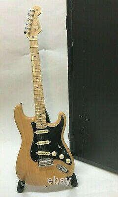 Fender American Professional Stratocaster with Fender Hard Case, Tuner, Strap, +
