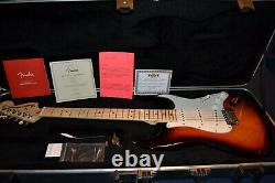 Fender American Special Stratocaster Maple 2-Tone Sunburst w Deluxe Flight Case