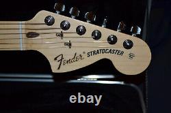 Fender American Special Stratocaster Maple 2-Tone Sunburst w Deluxe Flight Case