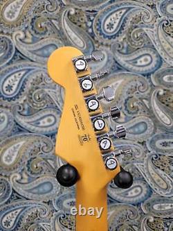 Fender American Ultra II Stratocaster HSS Texas Tea