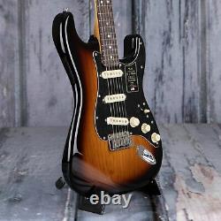 Fender American Ultra Luxe Stratocaster, Rosewood Fingerboard, 2-Color Sunburst