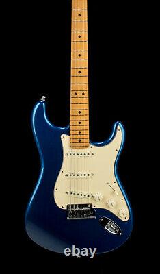 Fender American Ultra Stratocaster Cobra Blue #72545 (B-Stock)