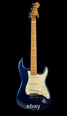 Fender American Ultra Stratocaster Cobra Blue #72545 (B-Stock)