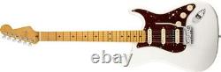 Fender American Ultra Stratocaster HSS Arctic Pearl with Maple Fingerboard