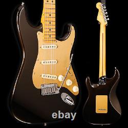 Fender American Ultra Stratocaster, Maple Fb, Texas Tea