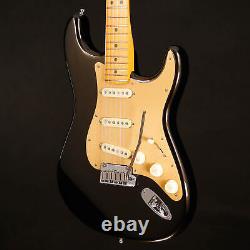 Fender American Ultra Stratocaster, Maple Fb, Texas Tea