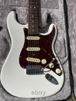 Fender American Ultra USA Stratocaster- Rosewood, Arctic Pearl White With OHSC