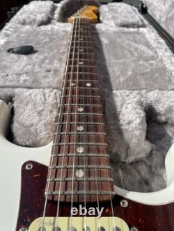 Fender American Ultra USA Stratocaster- Rosewood, Arctic Pearl White With OHSC