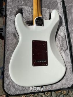Fender American Ultra USA Stratocaster- Rosewood, Arctic Pearl White With OHSC